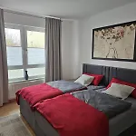 New Apartment Mit Terrasse